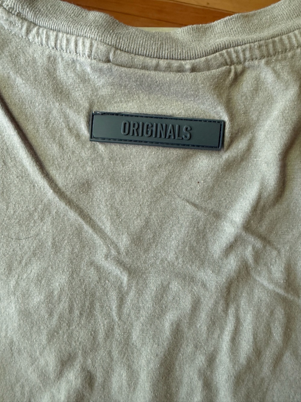 Men’s Brooklyn Cloth Light Gray 'ORIGINALS' Embroidered short sleeve‎ size large - Picture 5 of 9